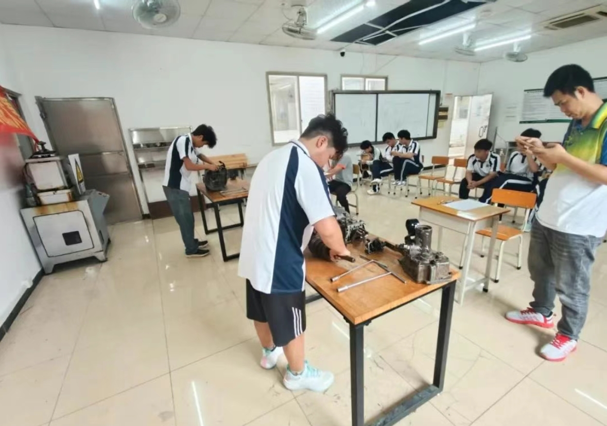 广州南华工贸技师学院