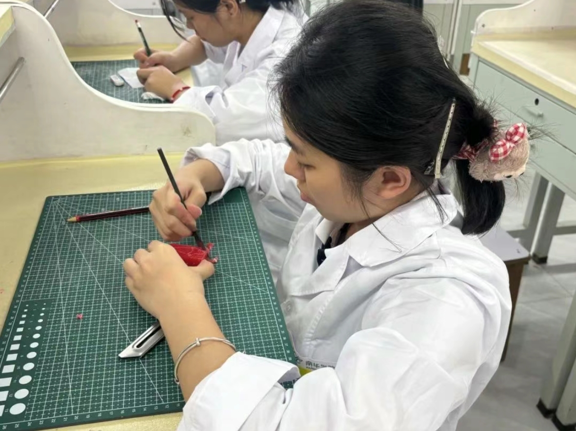 广州南华工贸技师学院