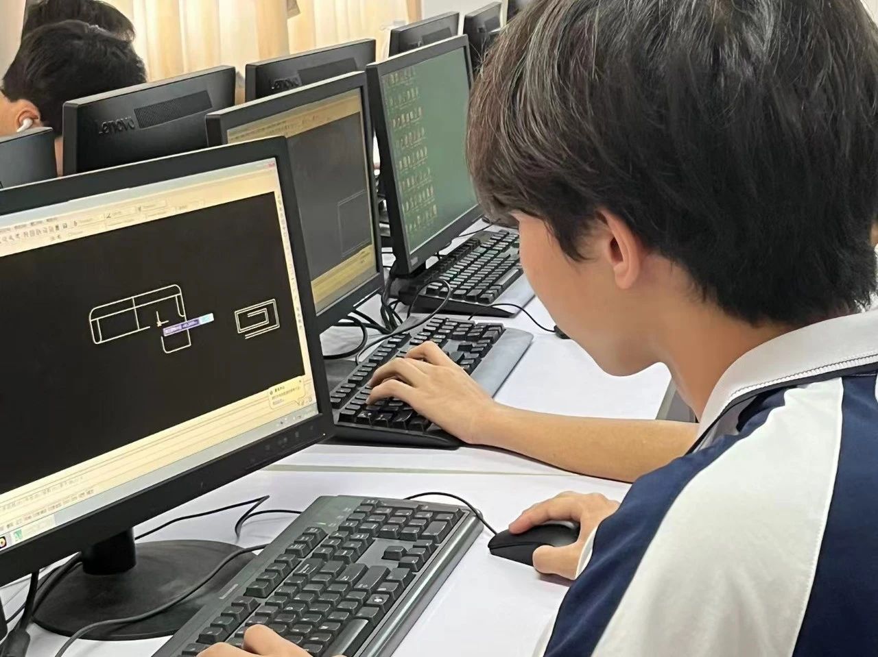 广州南华工贸技师学院 广州南华工贸技师学院