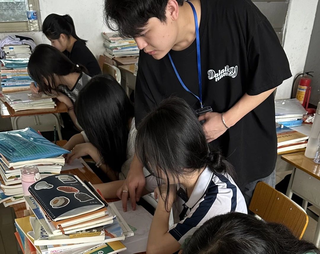 广州南华工贸技师学院 广州南华工贸技师学院
